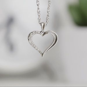1/10 ct Diamond Heart Pendant Necklace Sterling